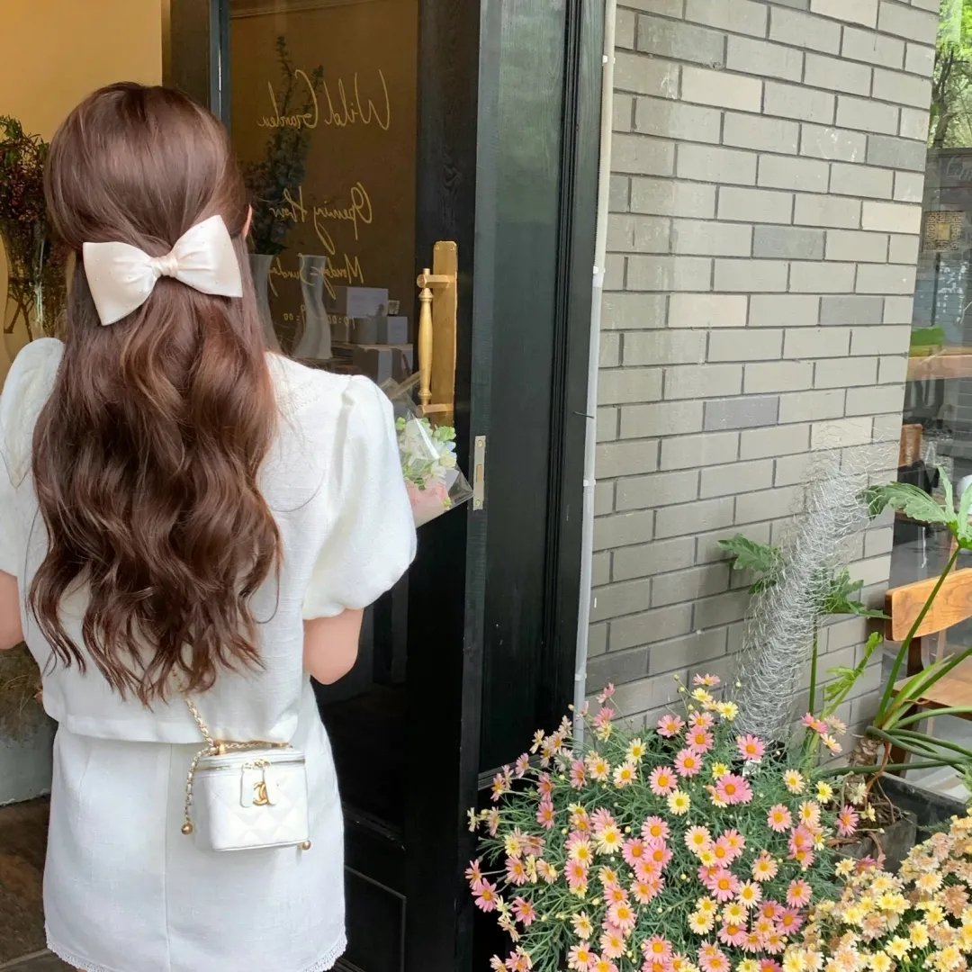 明日来讯